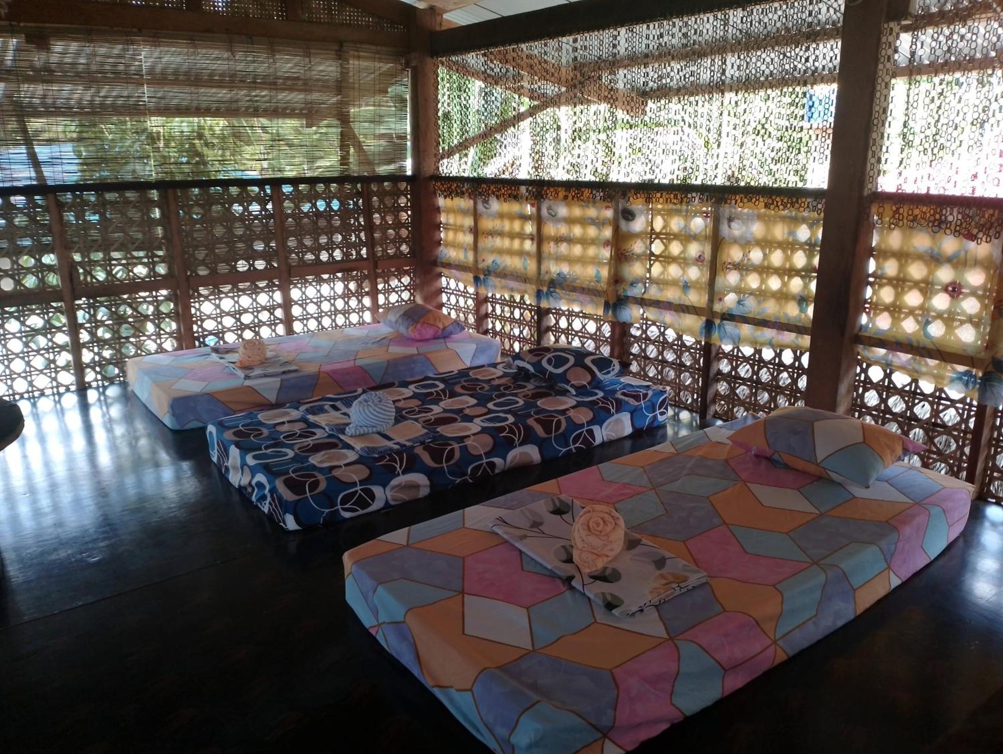 Lhoyjean Garden Hostel Batuan Zewnętrze zdjęcie
