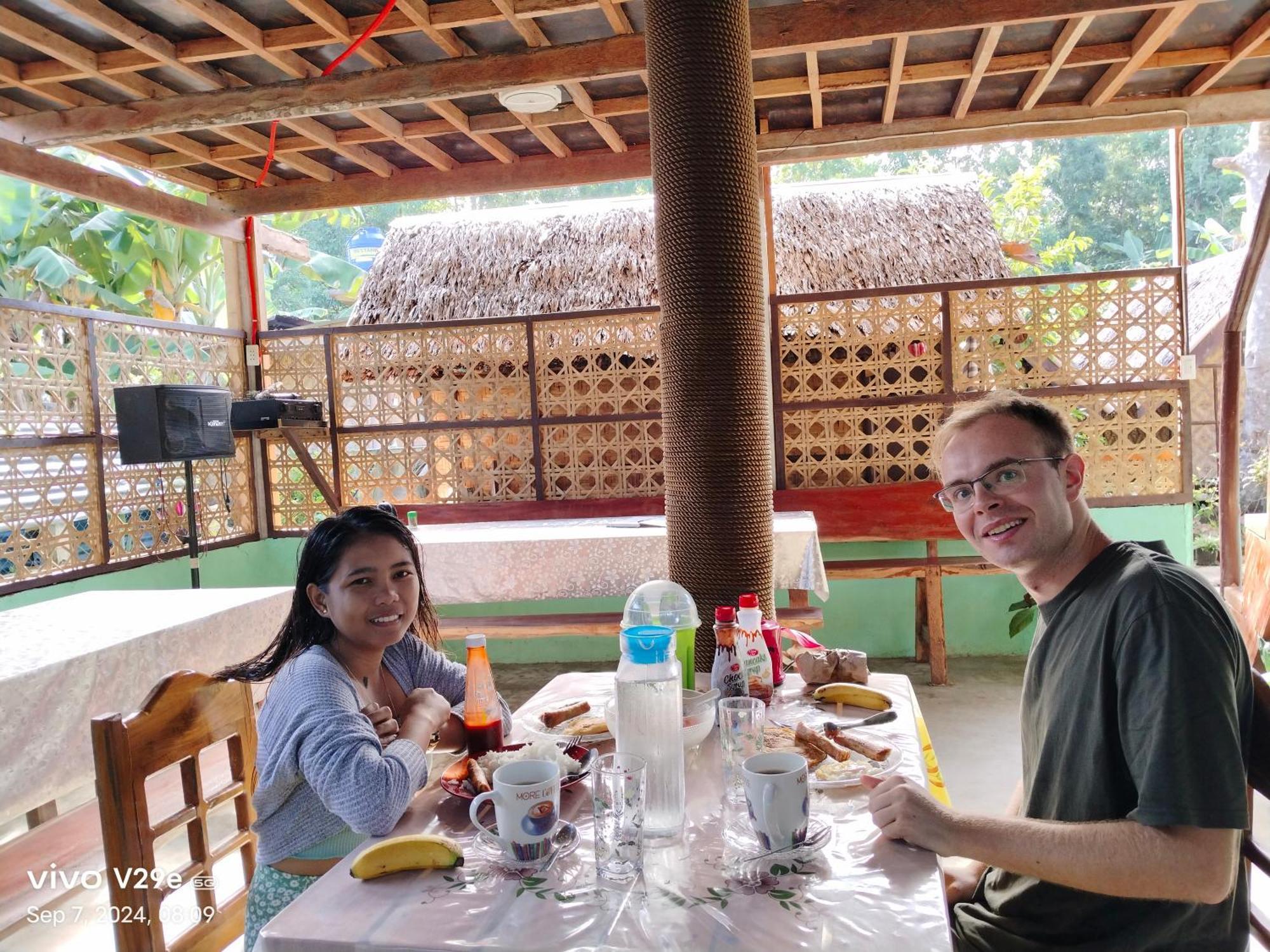 Lhoyjean Garden Hostel Batuan Zewnętrze zdjęcie