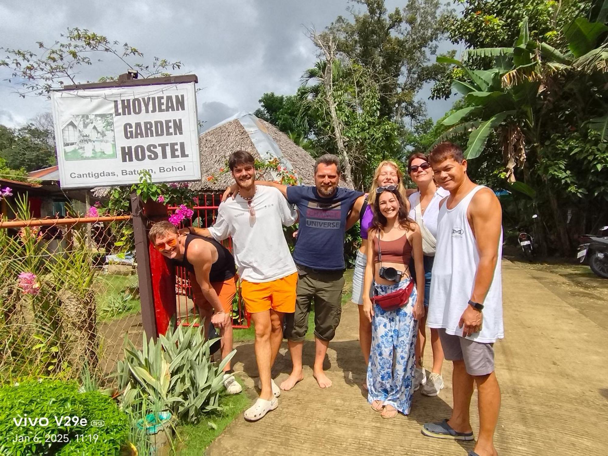 Lhoyjean Garden Hostel Batuan Zewnętrze zdjęcie